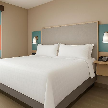 Avid Hotel Fayetteville West Buitenkant foto